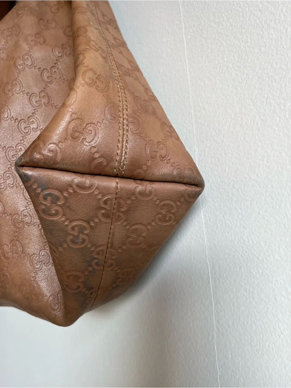 Gucci Guccisima Tan Beige Embossed Leather One Strap Hobo Purse Silver Hardware